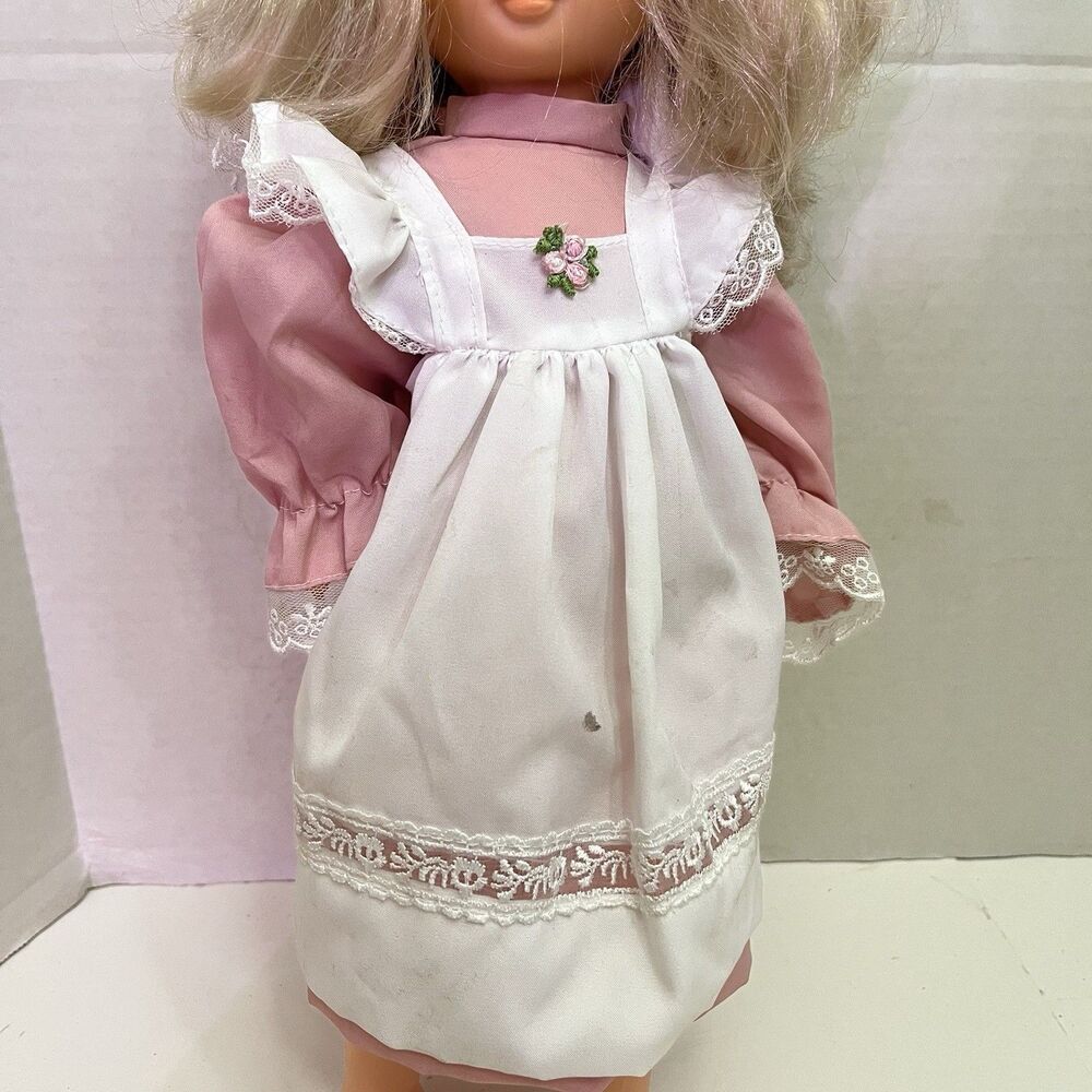 Famous Doll 16” Spain Blonde Hair Blue Sleeping Eyes - Picture 3 of 11